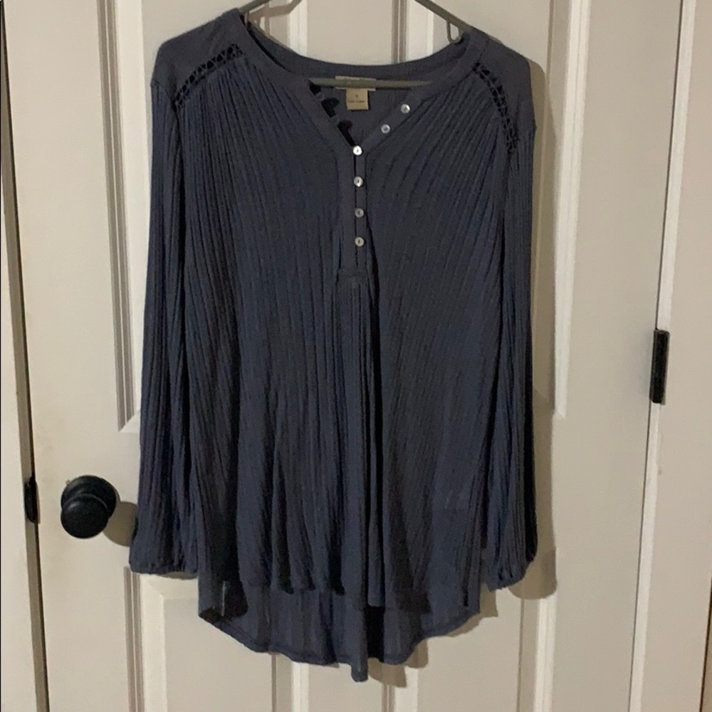 Long sleeve shirt